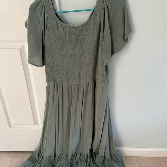 Women’s maternity dress - Picture 2 of 3